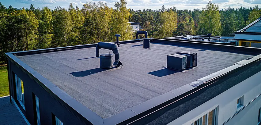 Professional Flat Roof Replacement Services in Edmond, OK